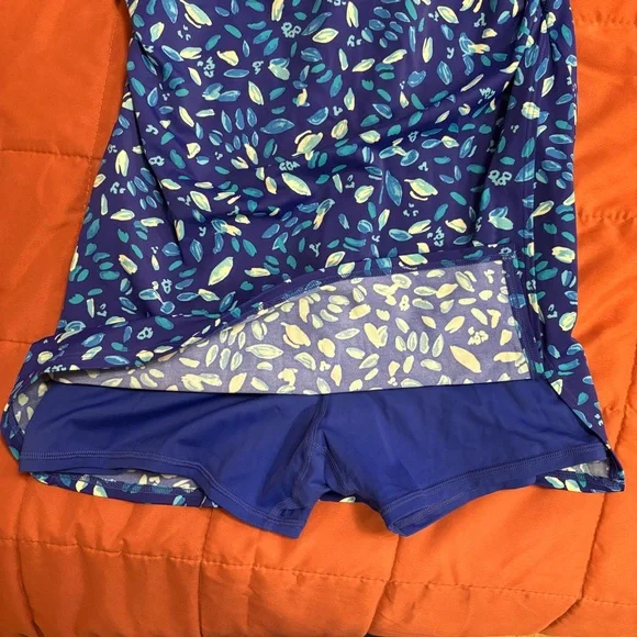 L.L. Bean Beansport Swim Dress - fits size 4-8 - Picture 6 of 7